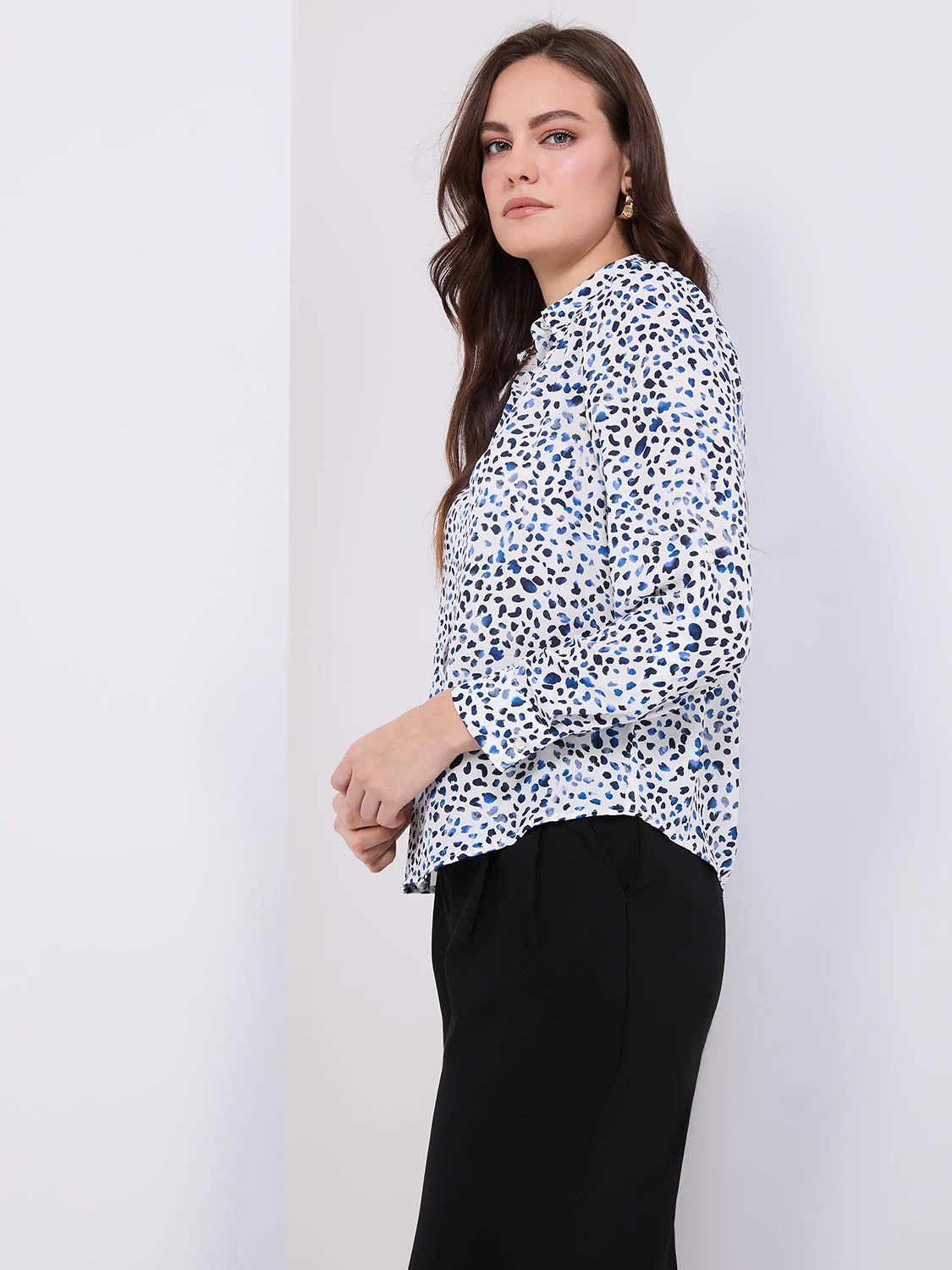 Abstract Print Button-Front Blouse With Smocked Details - Image 4