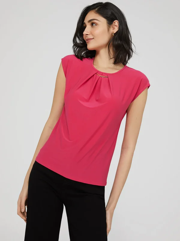 Pleated Top With Bar Detail - Image 4