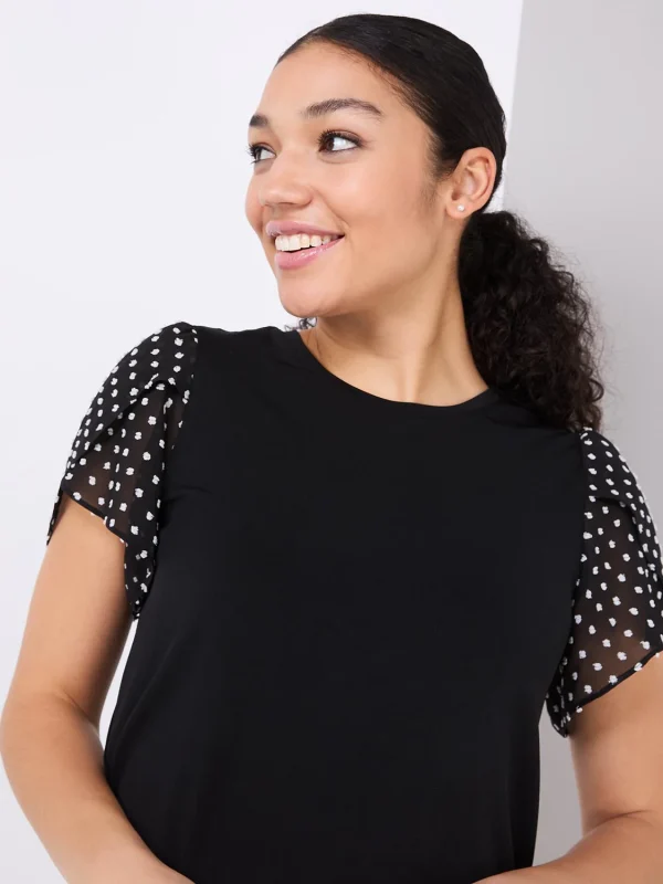 Clip Dot Tulip Sleeve Top - Image 2