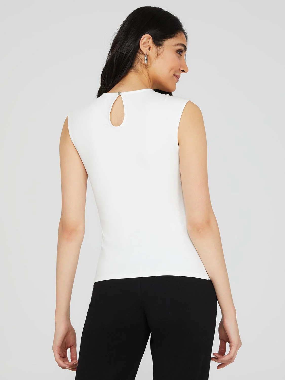 Sleeveless Crew Neck Top - Image 10