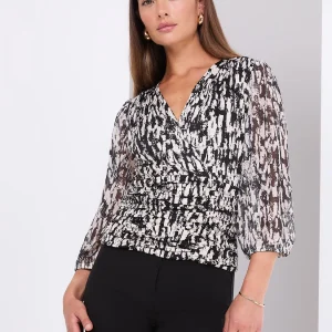 Abstract Print 3/4 Sleeve Crossover Top
