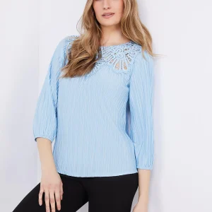 3/4 Sleeve Textured Top With Crochet Details