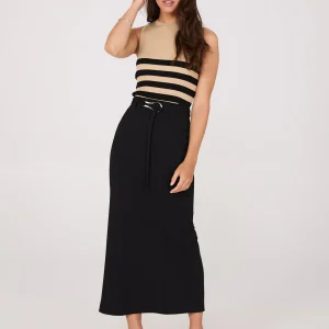 Belted Front Pintuck Column Skirt