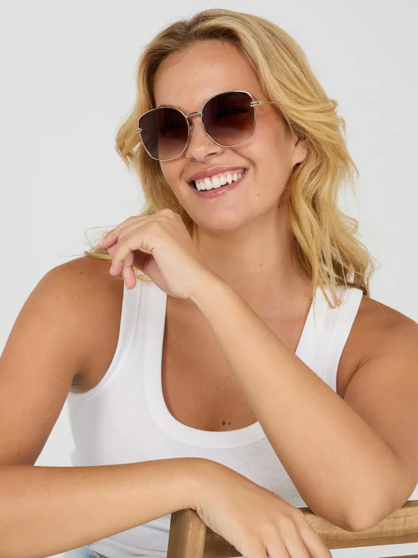 Metal Frame Aviator Sunglasses