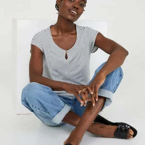 Striped Front Keyhole Top