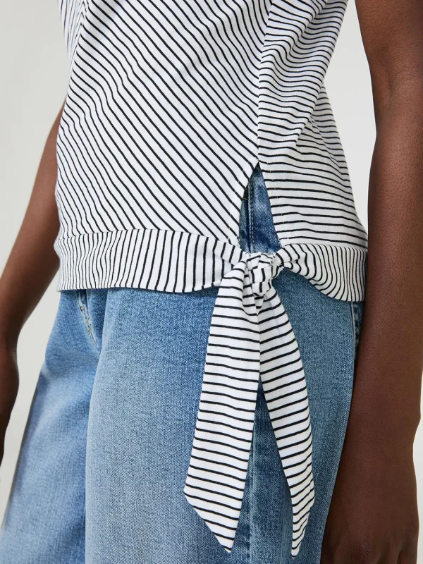 Striped Front Keyhole Top - Image 3