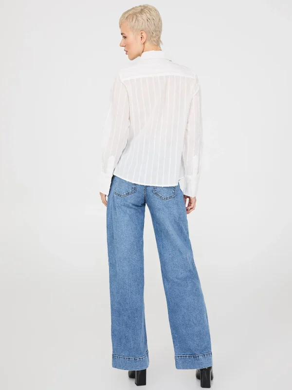 Textured Long Sleeve Button-Front Blouse - Image 4