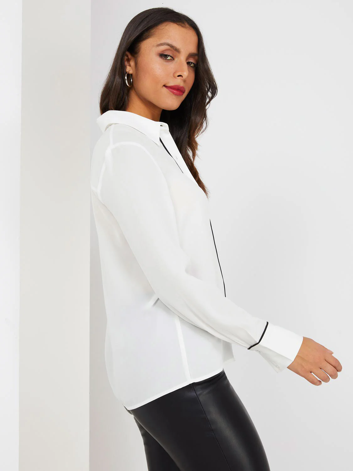 Button-Front Blouse With Contrast Piping - Image 4