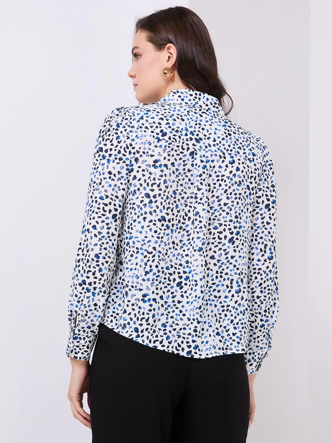 Abstract Print Button-Front Blouse With Smocked Details - Image 5