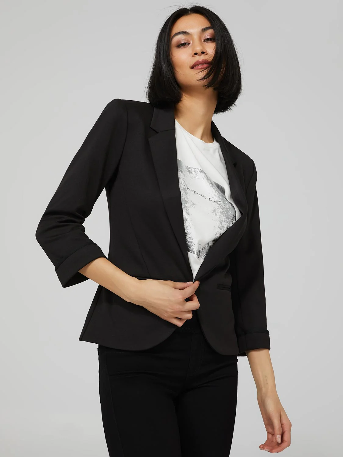 Cuffed 3/4 Sleeve Blazer - Image 4