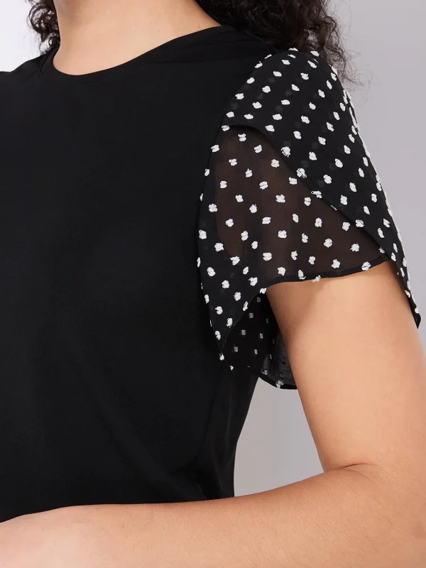 Clip Dot Tulip Sleeve Top - Image 4