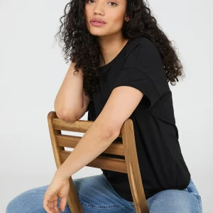 Short Sleeve Relaxed Fit T-Shirt