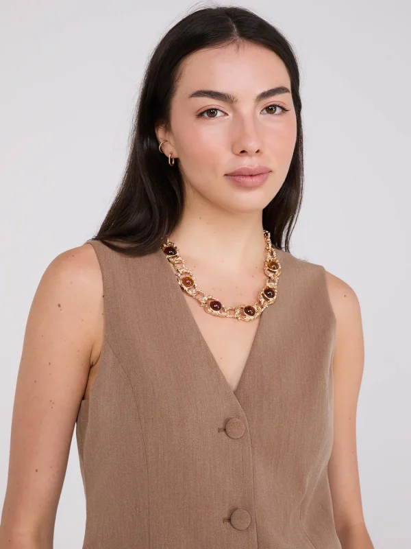 Sleeveless 3-Button Blazer - Image 11