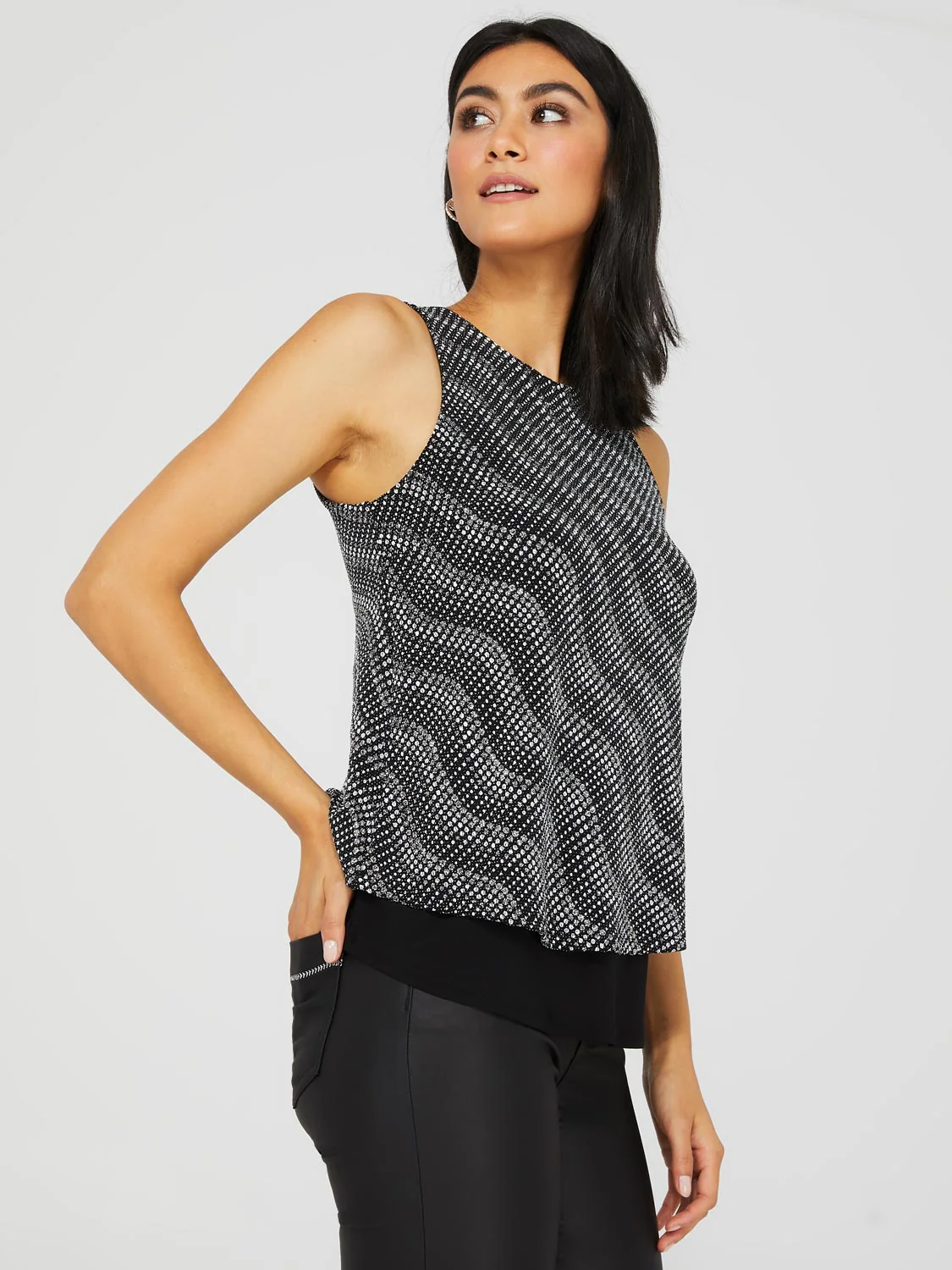 Abstract Glitter Sleeveless Open Back Top - Image 5