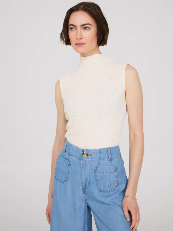 Sleeveless Textured Mock Neck Top - Image 7