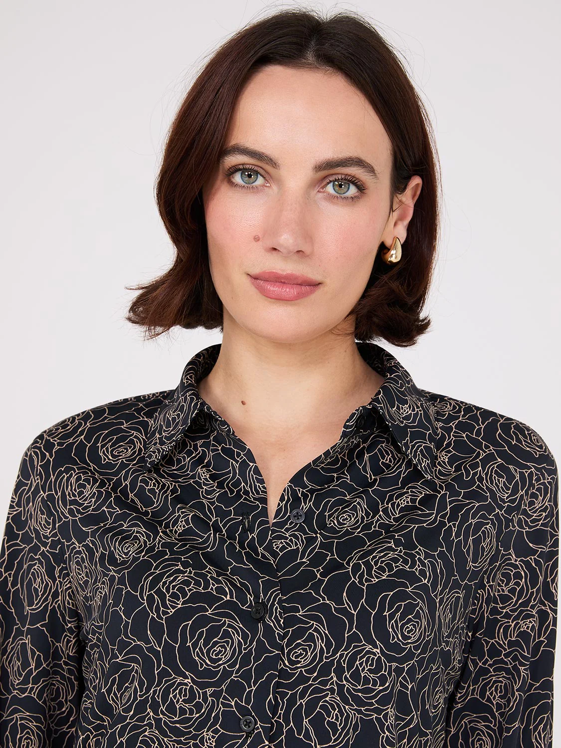 Floral Print Button-Front Classic Blouse - Image 3