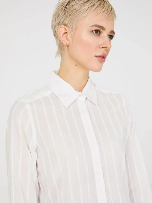Textured Long Sleeve Button-Front Blouse - Image 3