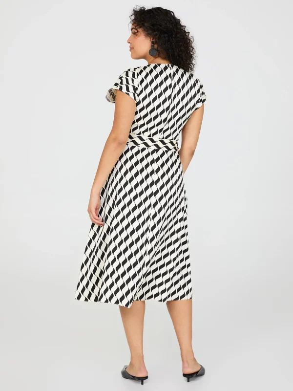 Geo Print V-Neck Satin Midi Dress - Image 4