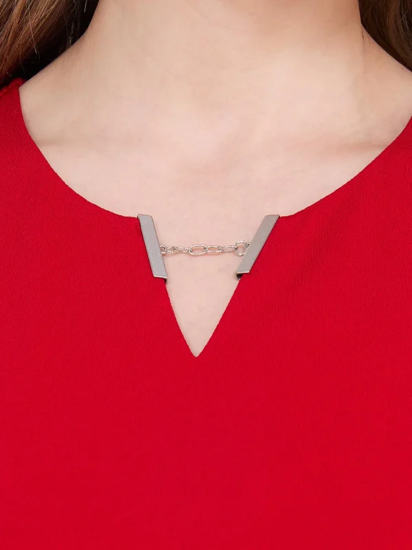 Sleeveless Top With Metal Bar Detail - Image 6