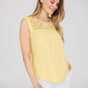 Sleeveless Clip Dot Top With Crochet Details