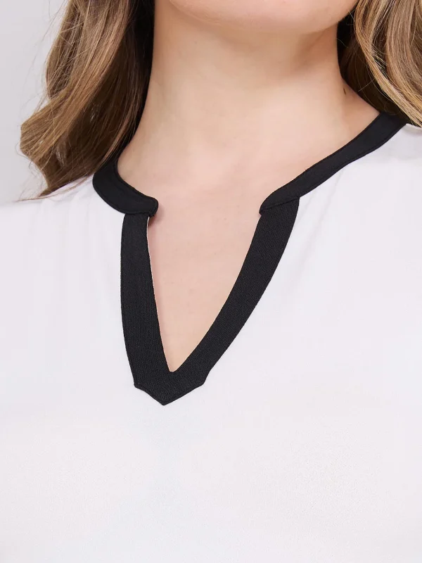 Contrast Neckline 3/4 Sleeve Top - Image 6