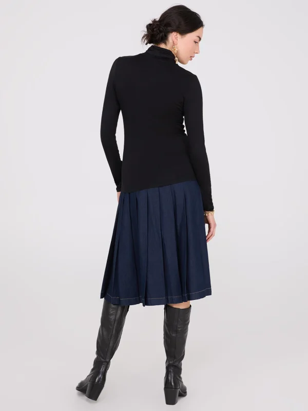 Long Sleeve Turtleneck Top - Image 8