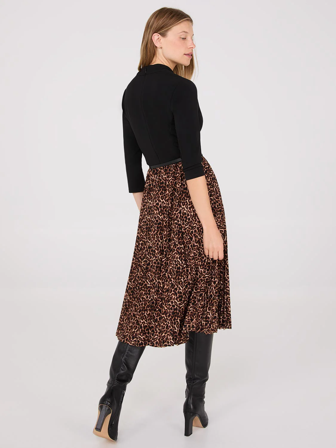 2-Fer Animal Print Belted Dress - Image 4