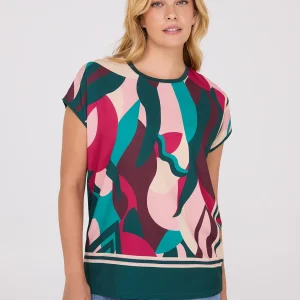 Scarf Print Short Sleeve Jersey T-Shirt