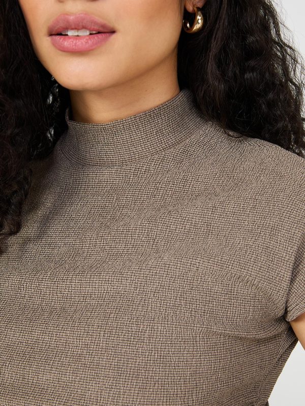 Textured Mock Neck Top - Image 4