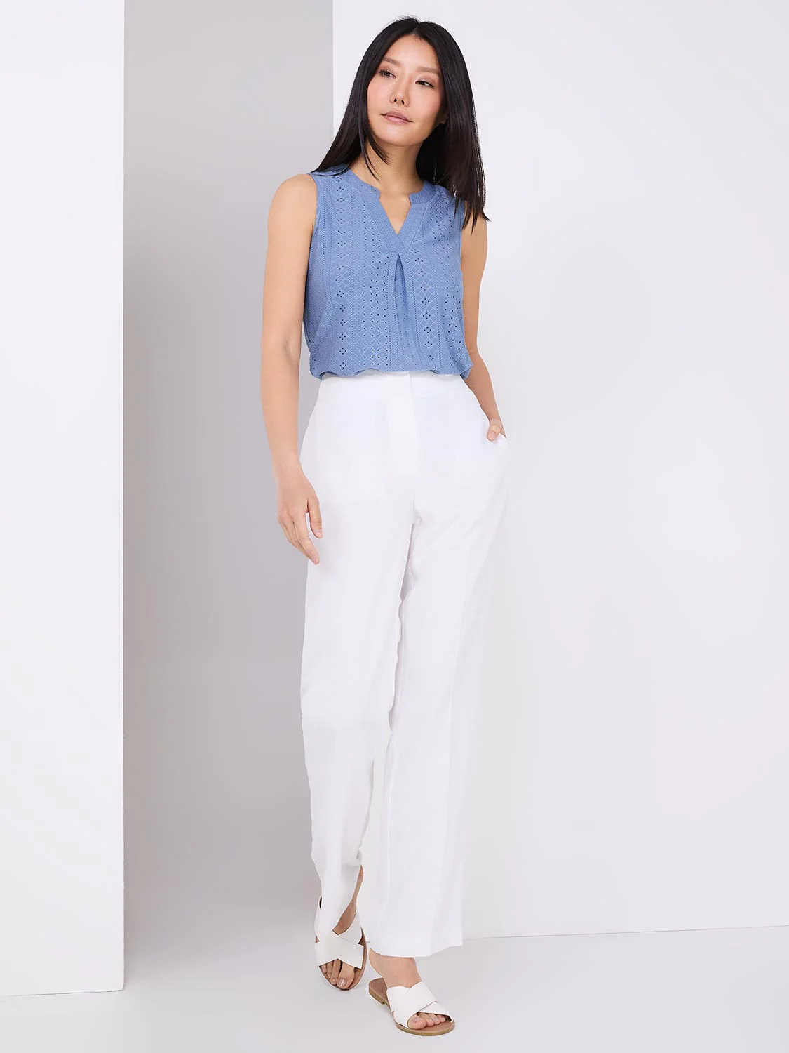 Wide-Leg Linen Pants