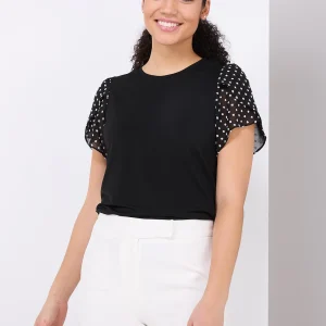 Clip Dot Tulip Sleeve Top