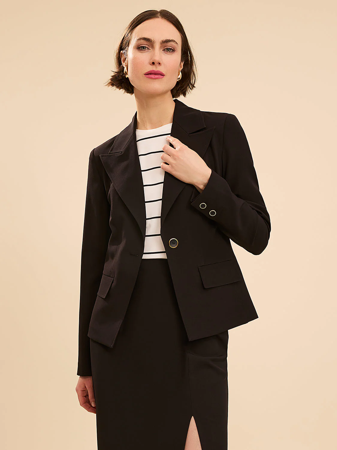 One-Button Blazer With Flap Pockets - Image 9